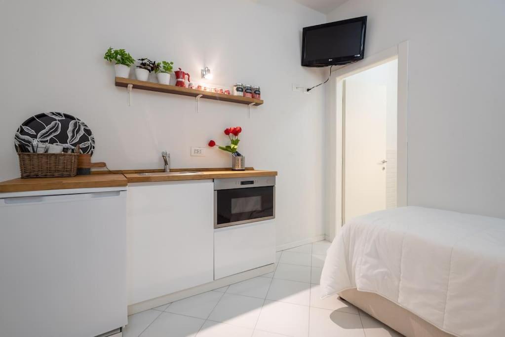Belledonne Apartment-Hosted By Sweetstay Флоренция Екстериор снимка